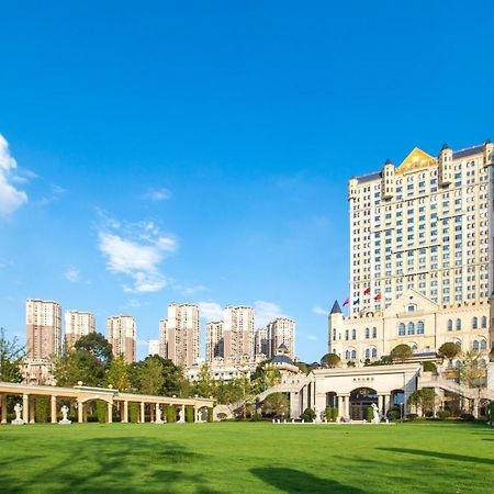 Hotel Wyndham Grand Kunming East Exterior foto