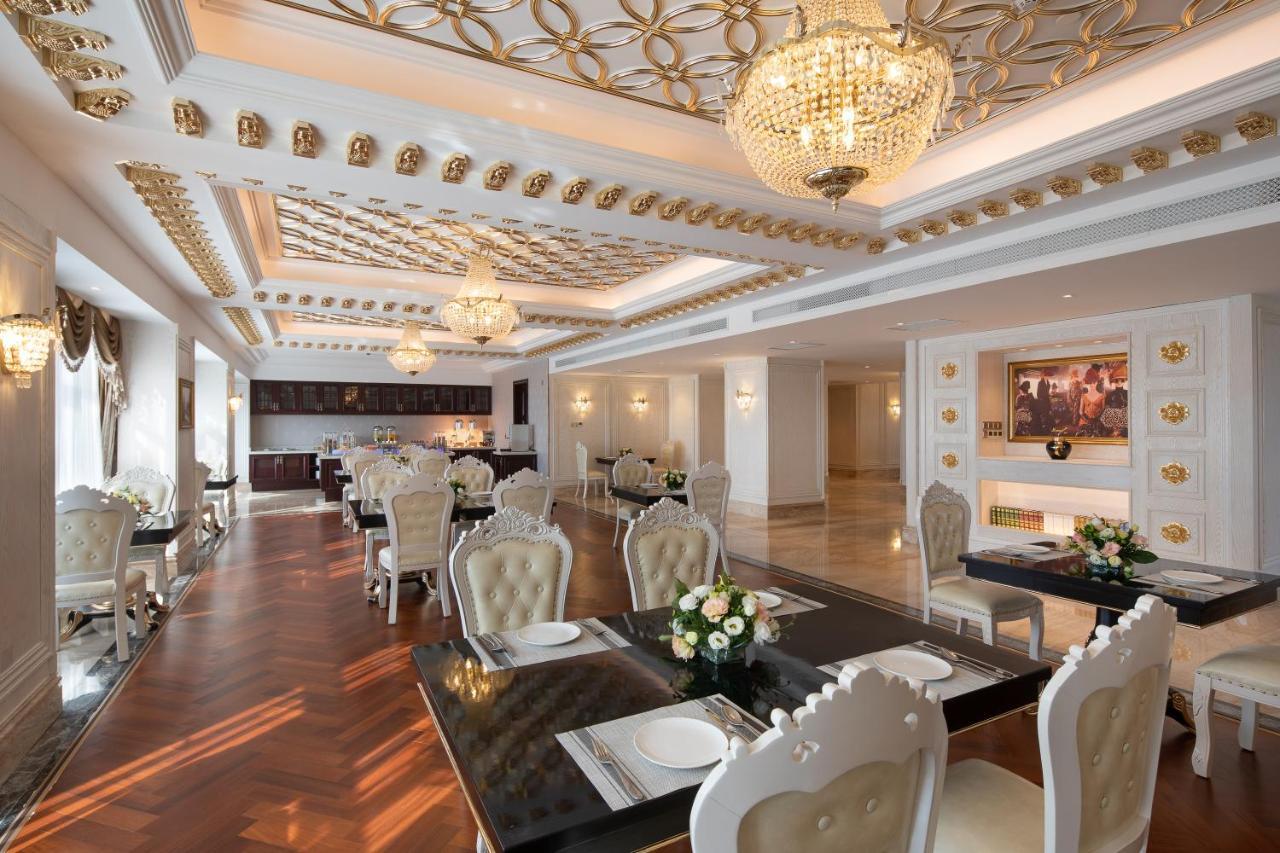 Hotel Wyndham Grand Kunming East Exterior foto