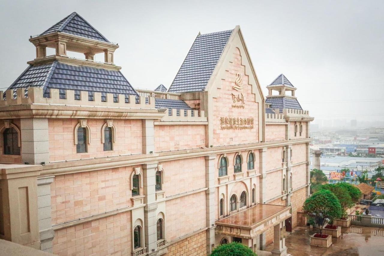 Hotel Wyndham Grand Kunming East Exterior foto