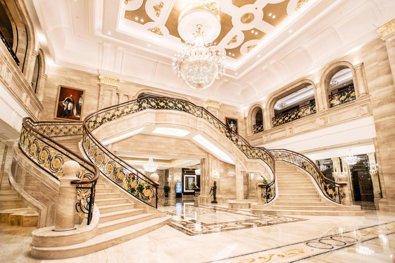Hotel Wyndham Grand Kunming East Exterior foto