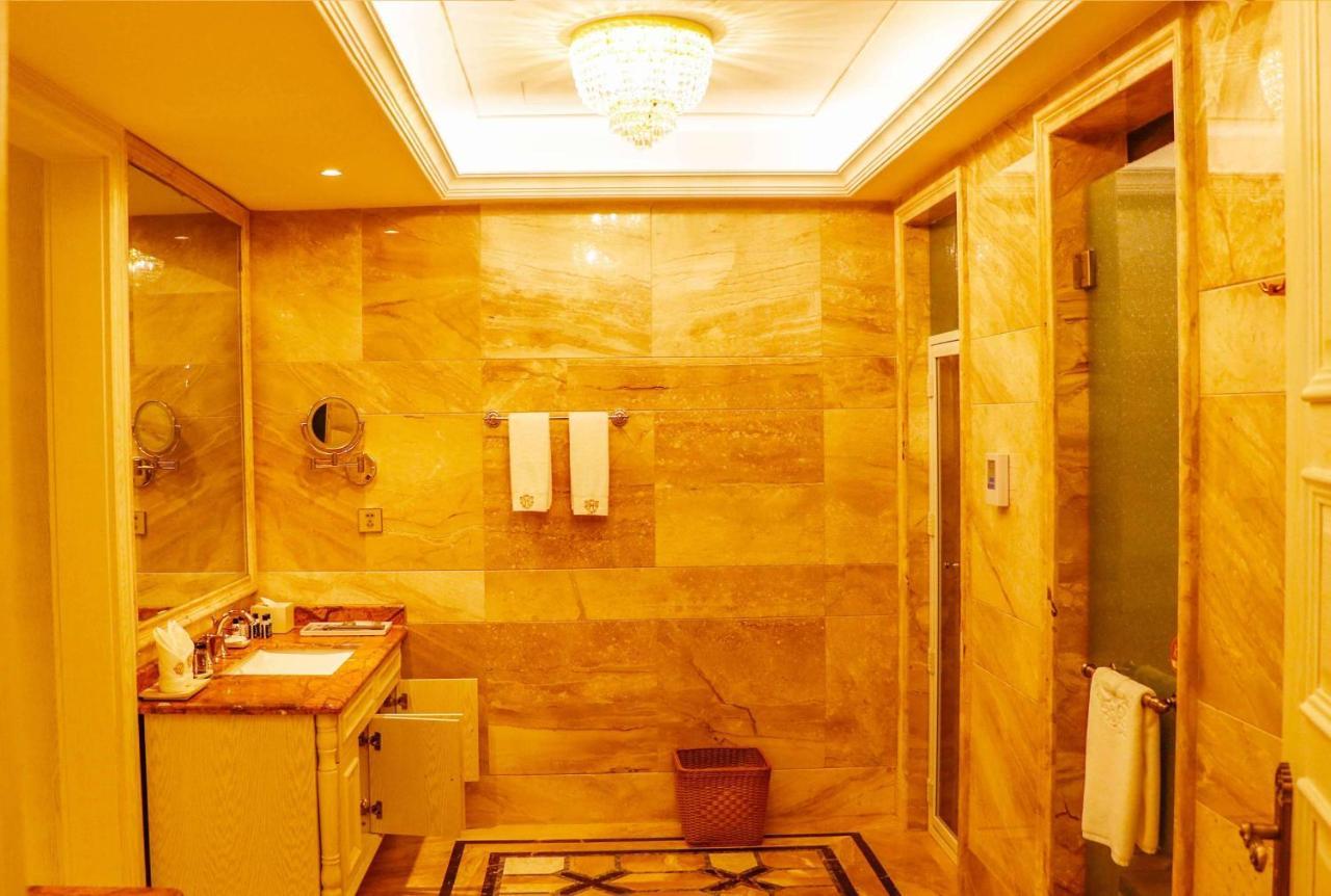 Hotel Wyndham Grand Kunming East Exterior foto